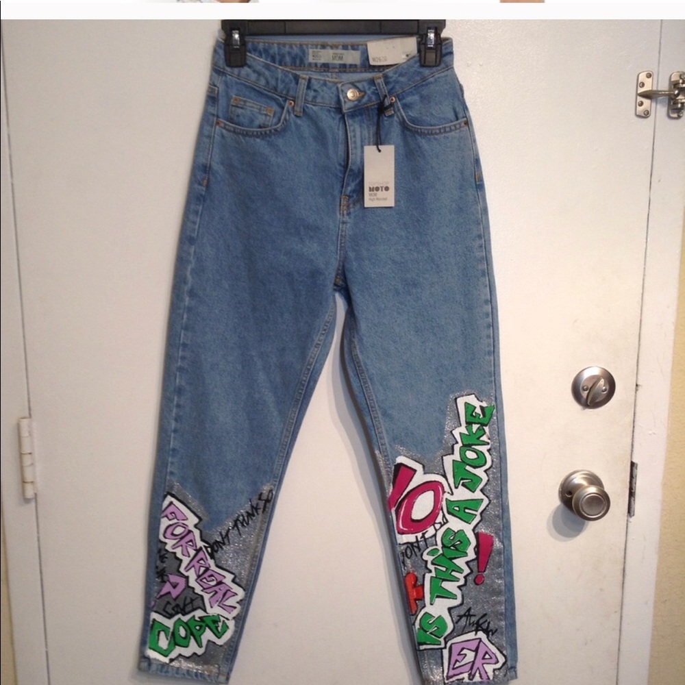 NWT Top-shop Graffiti Mom jeans
